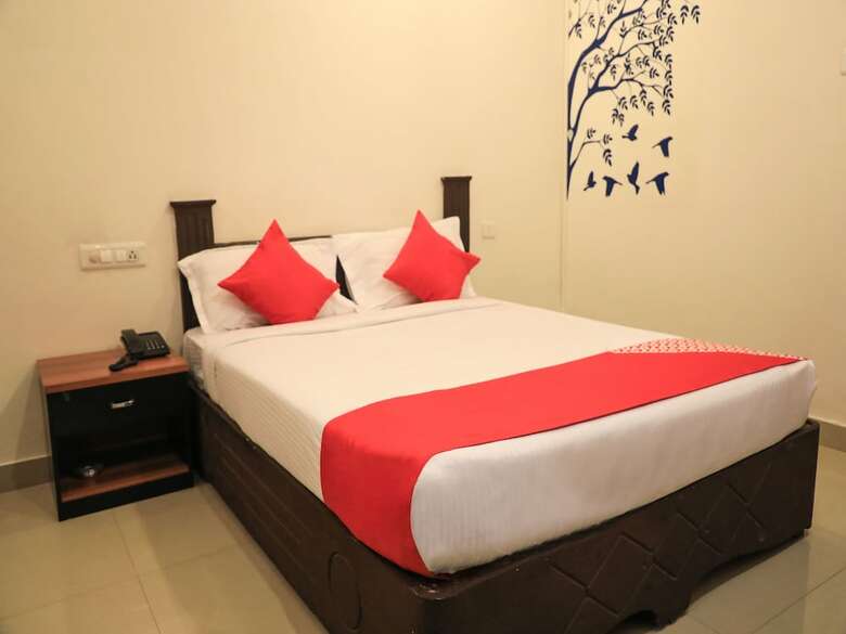 Hotel Oyo 15175 Sai Durga Reside