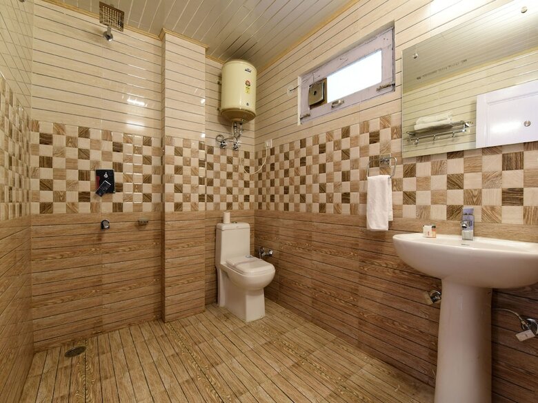 Hotel Oyo 15216 North Villa