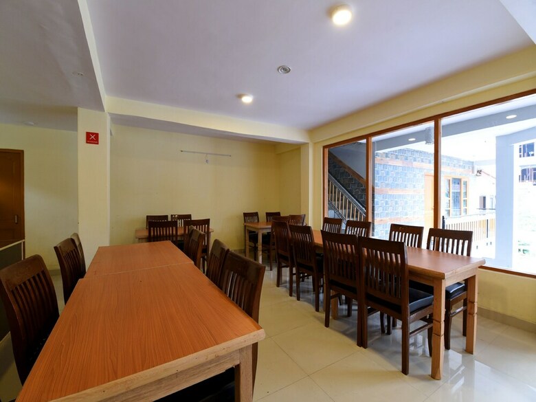 Hotel Oyo 15216 North Villa