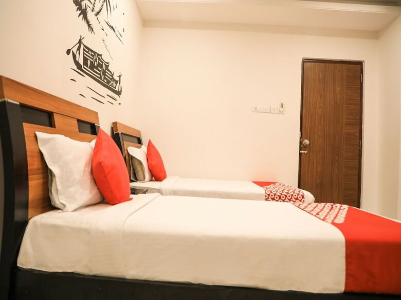 Hotel Oyo 11310 Sri Supraja Pride