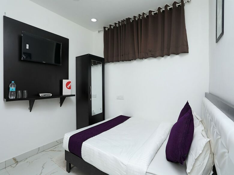 Hotel Oyo 14578 Green Square