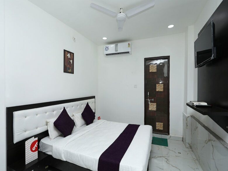 Hotel Oyo 14578 Green Square