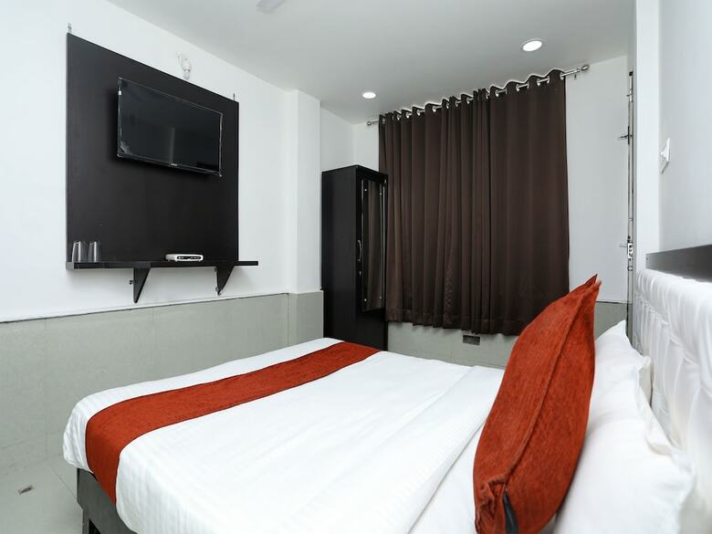Hotel Oyo 14578 Green Square