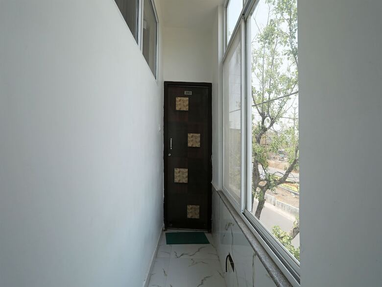 Hotel Oyo 14578 Green Square