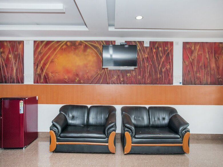 Oyo 14980 Hotel Shubha Sai