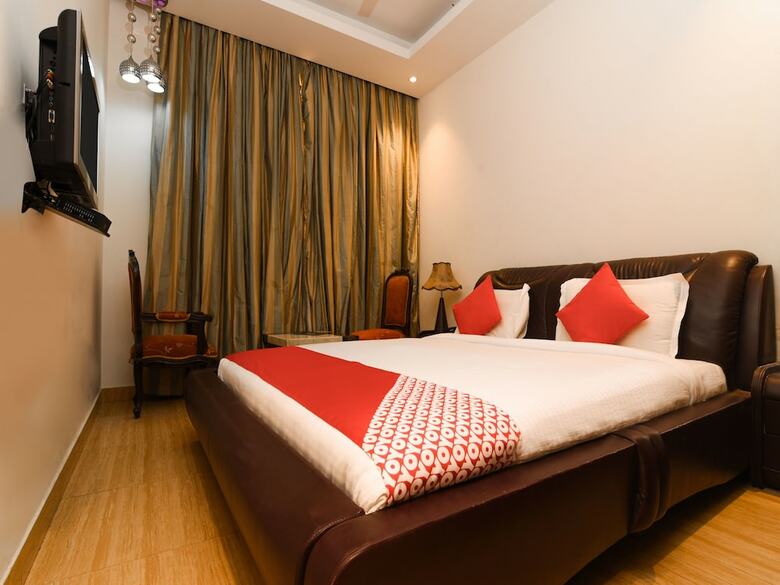 Hotel Oyo 15418 D'amore Resorts
