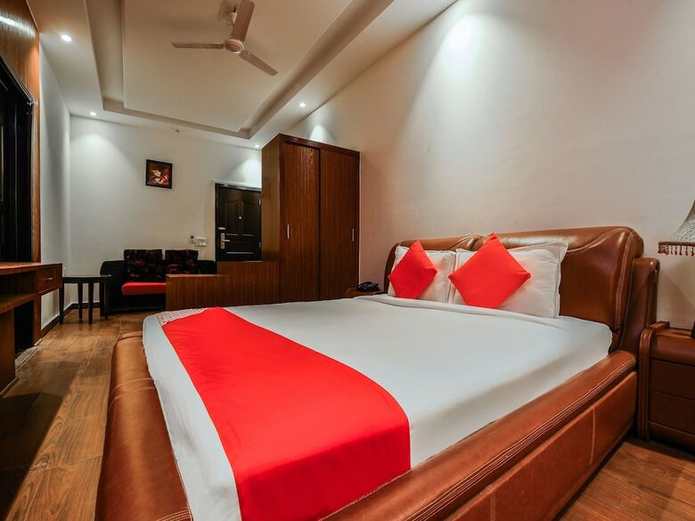 Hotel Oyo 15418 D'amore Resorts