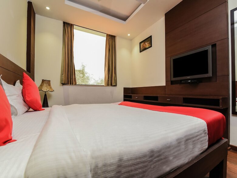 Hotel Oyo 15418 D'amore Resorts