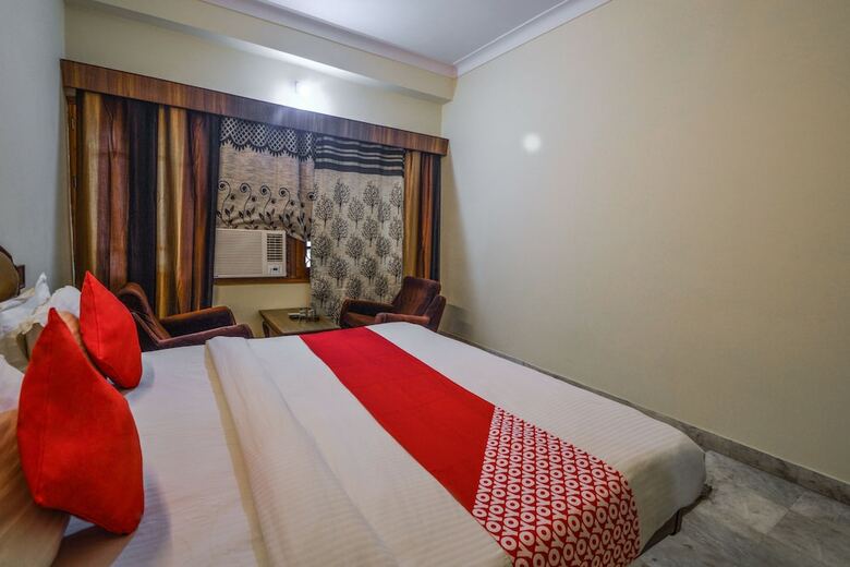 Oyo 14814 Hotel Vinayak