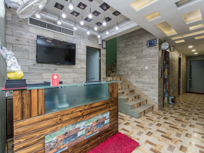 Oyo 15445 Hotel Sheekhar Inn