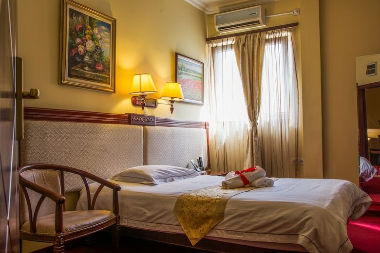 Planeta Inn Hotel