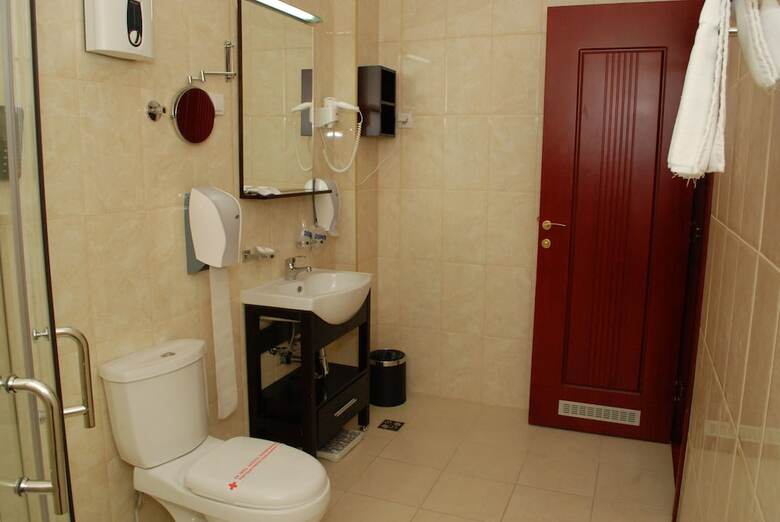 Planeta Inn Hotel