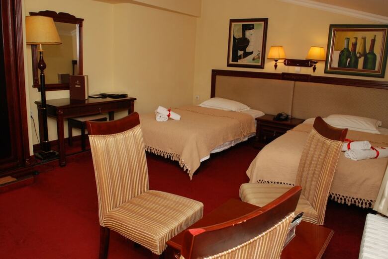 Planeta Inn Hotel