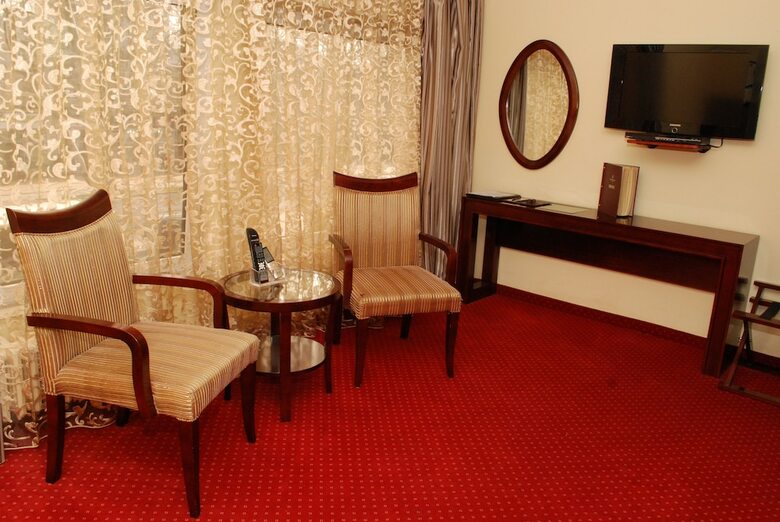 Planeta Inn Hotel