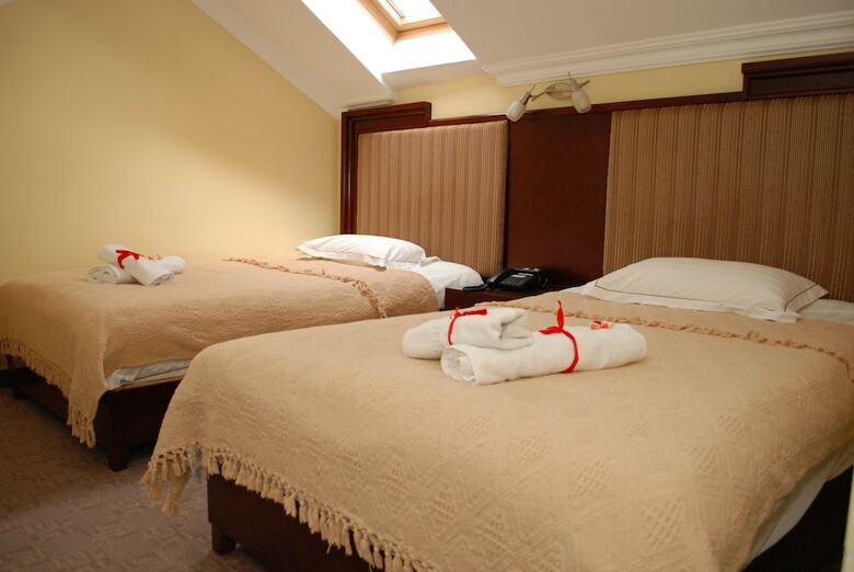 Planeta Inn Hotel