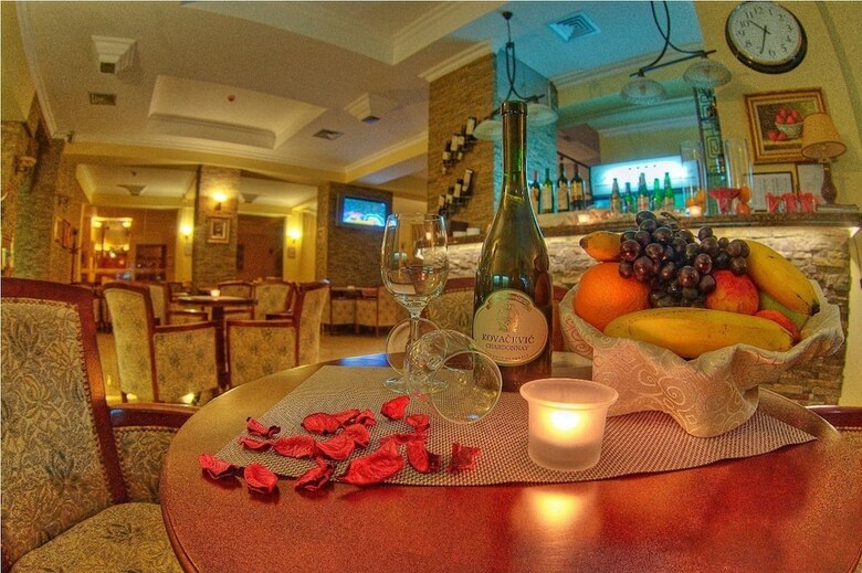 Planeta Inn Hotel