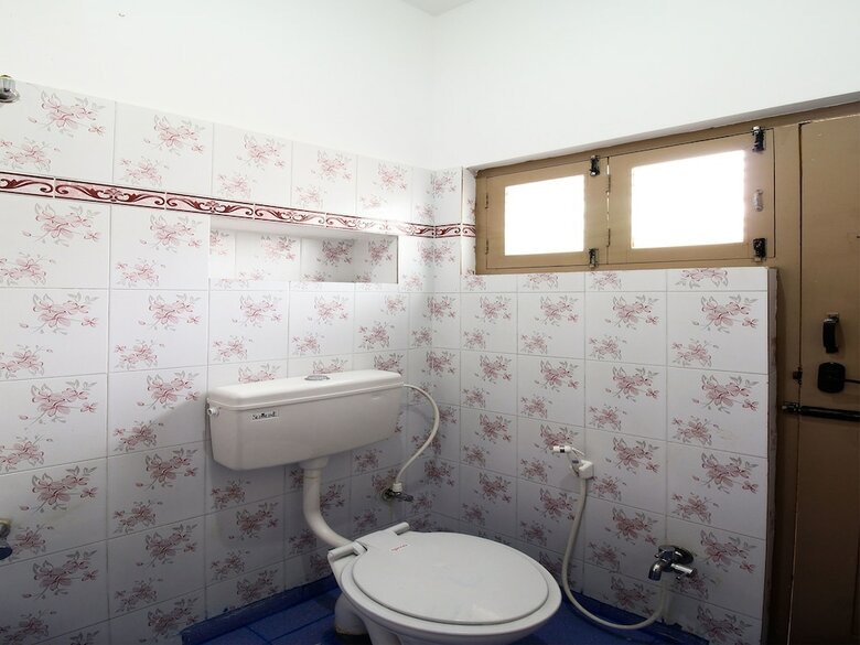 Hotel Oyo 16526 Karanji Homestays