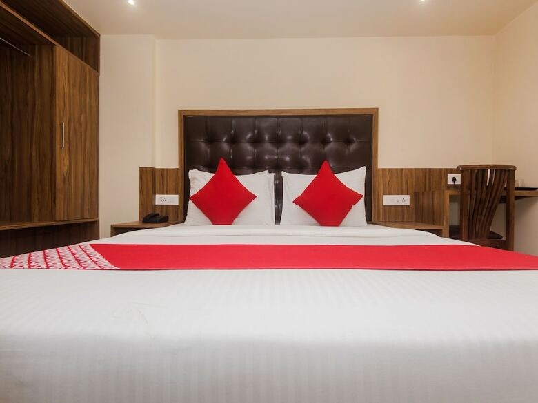 Hotel Aviva Suites