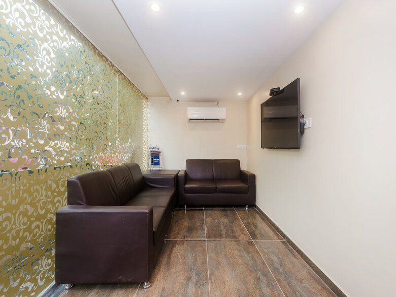 Hotel Aviva Suites