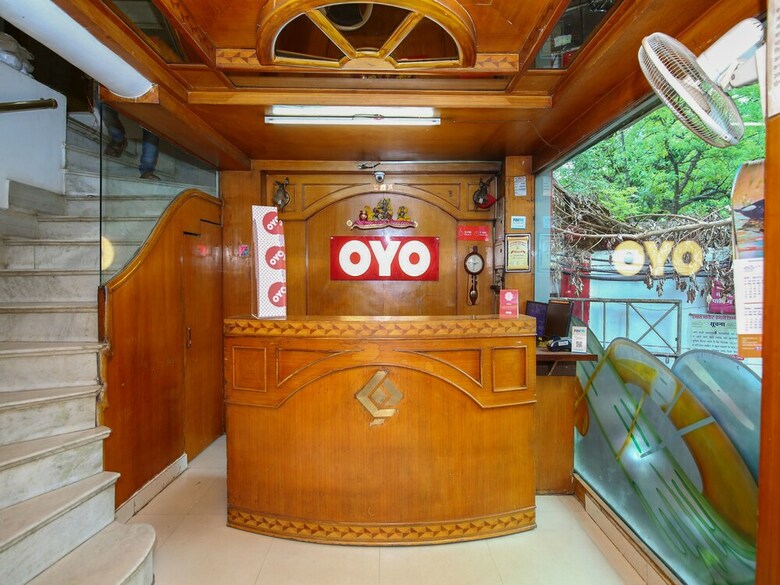 Oyo 14465 Hotel Cozy Residency