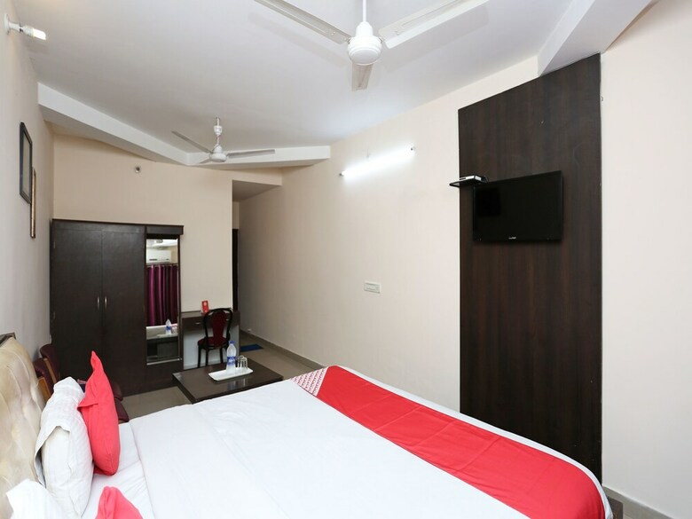 Oyo 3201 Hotel Jhankar