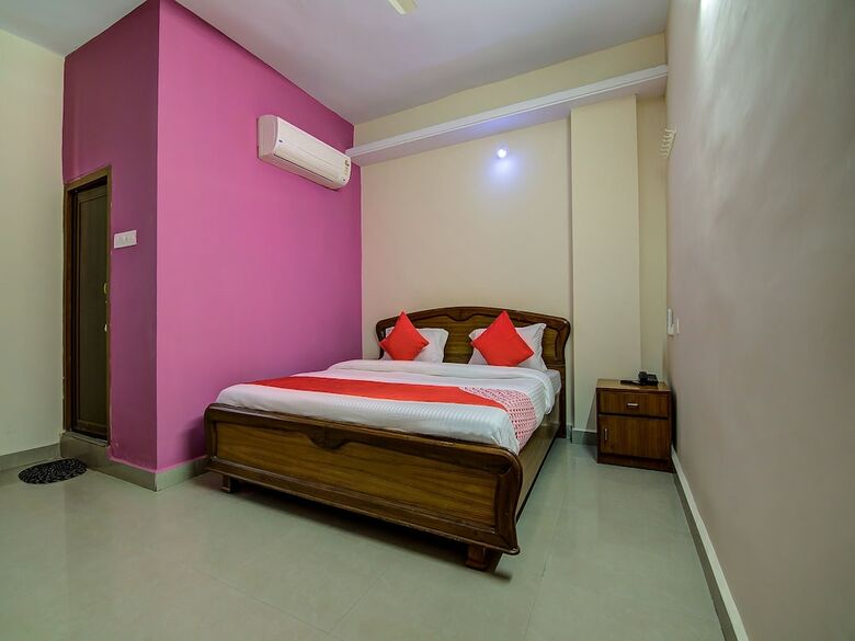 Hotel Oyo 15019 Savera Function Hall