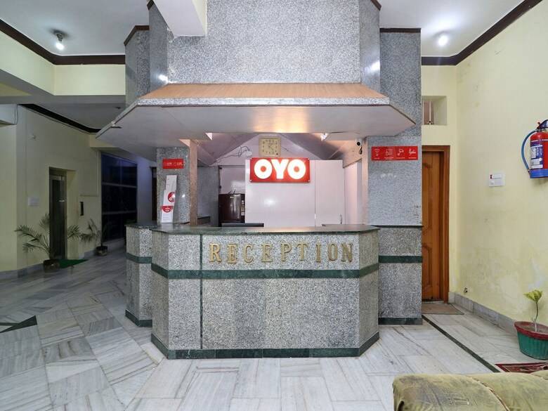 Oyo 16112 Hotel Uruvela International