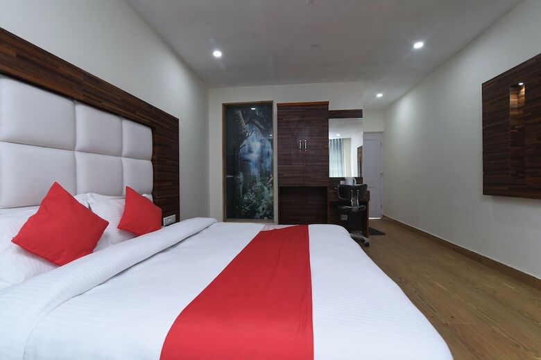 Hotel Oyo 16009 Rock Villa