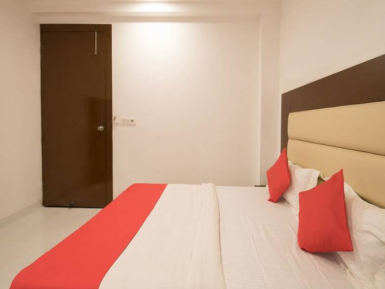 Hotel Oyo 16375 Melfort Inn