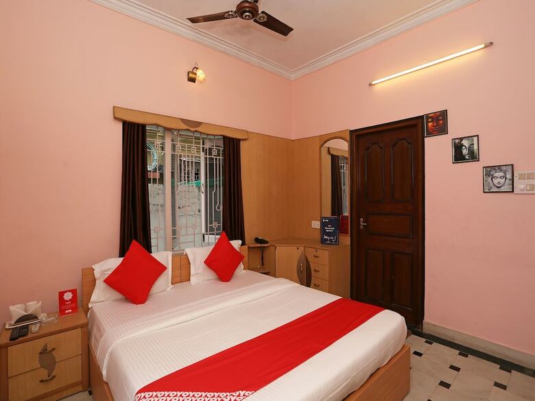 Hotel Oyo 16495 Kolkata Inn