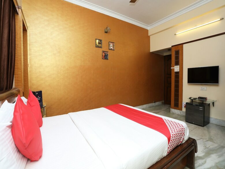 Hotel Oyo 16495 Kolkata Inn
