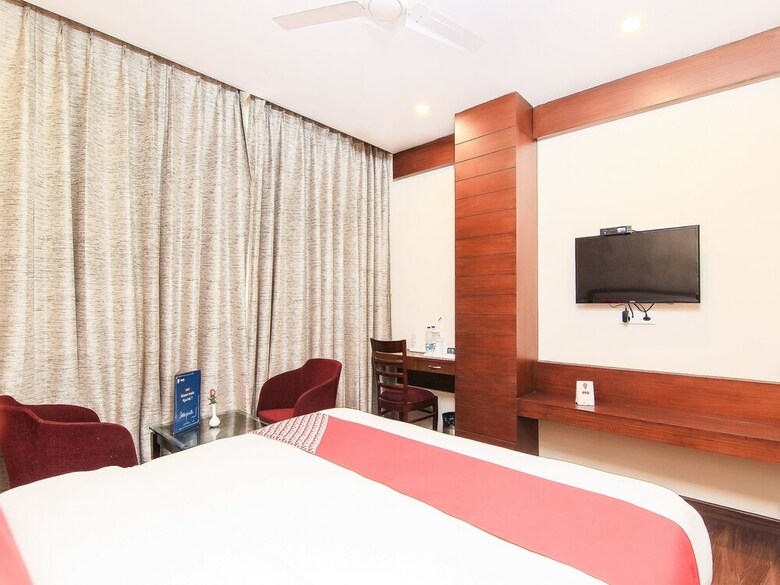 Hotel Capital O 15351 Vikram Palace