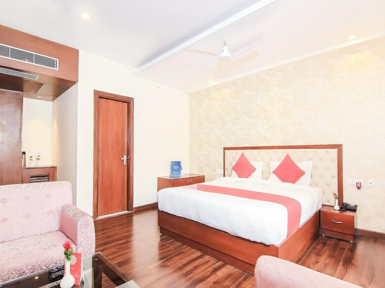 Hotel Capital O 15351 Vikram Palace