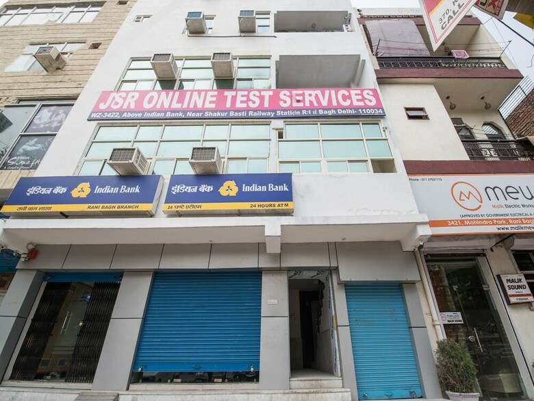 Hotel Oyo 14728 Manan Residency