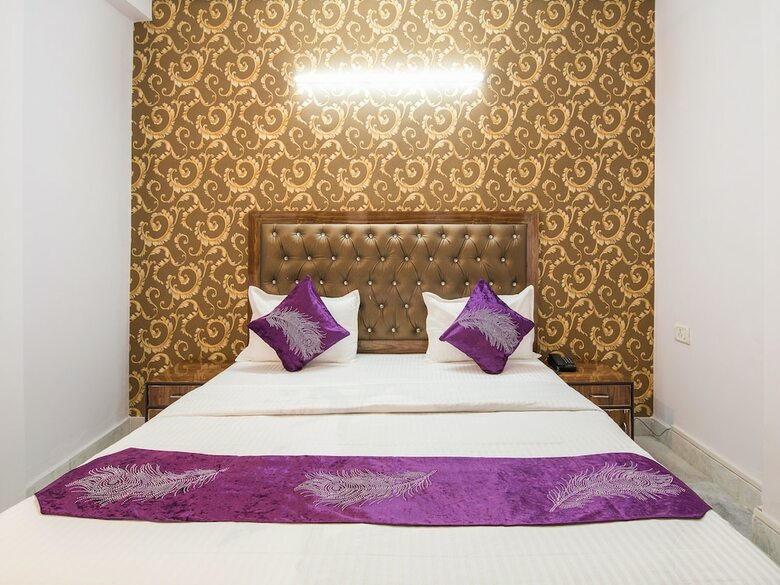 Hotel Oyo 14728 Manan Residency