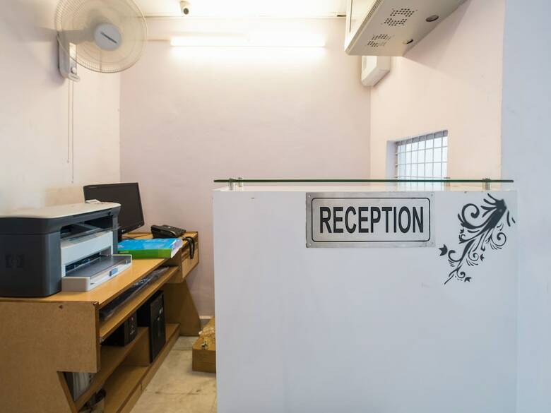 Hotel Oyo 14728 Manan Residency