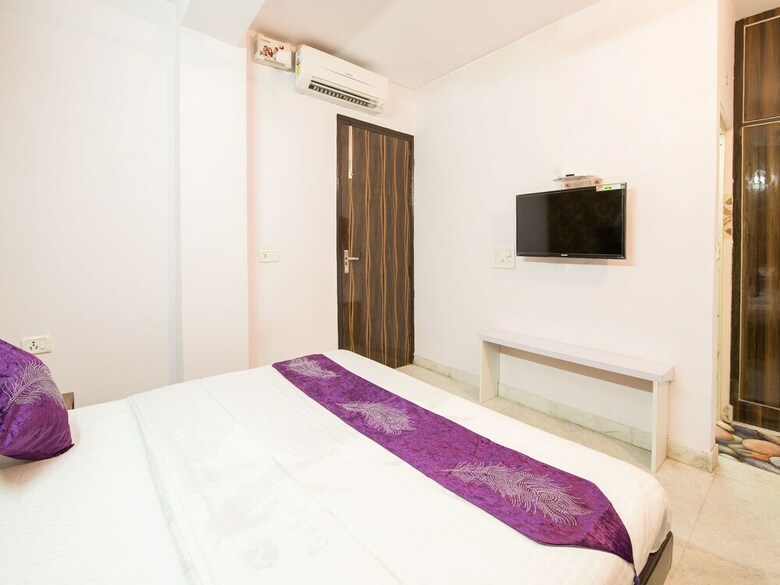 Hotel Oyo 14728 Manan Residency
