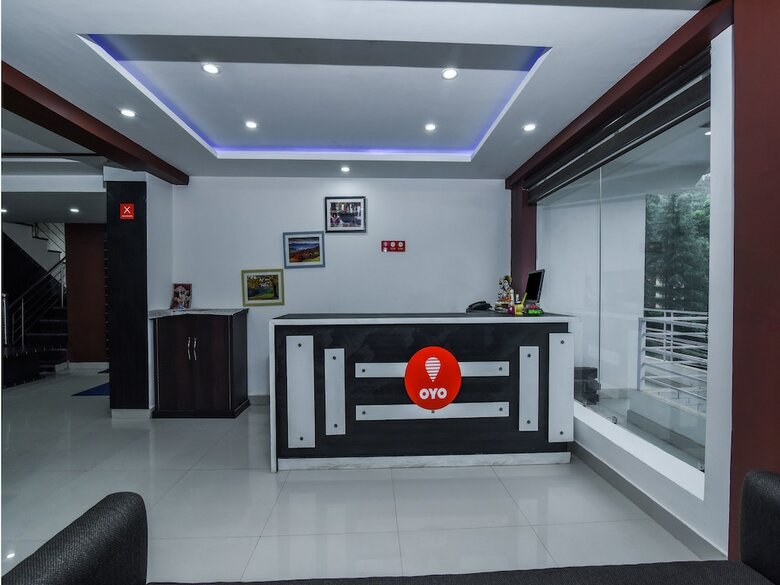 Apartamentos Oyo 15989 Rc Residency