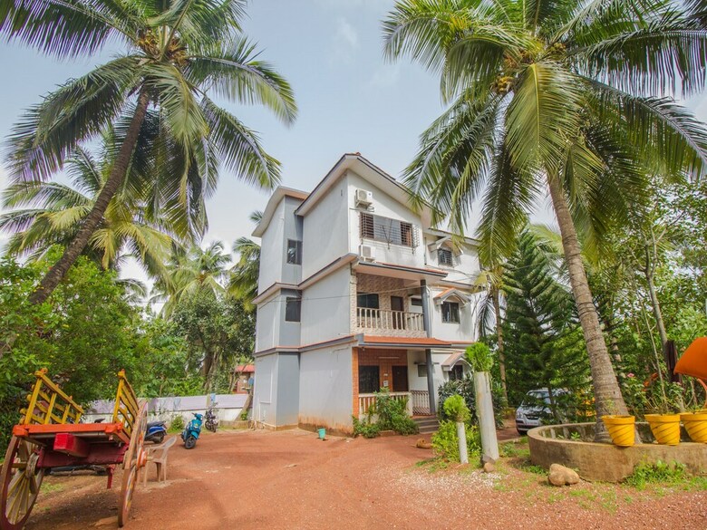 Hotel Oyo 16412 Home Cozy Studio Parra