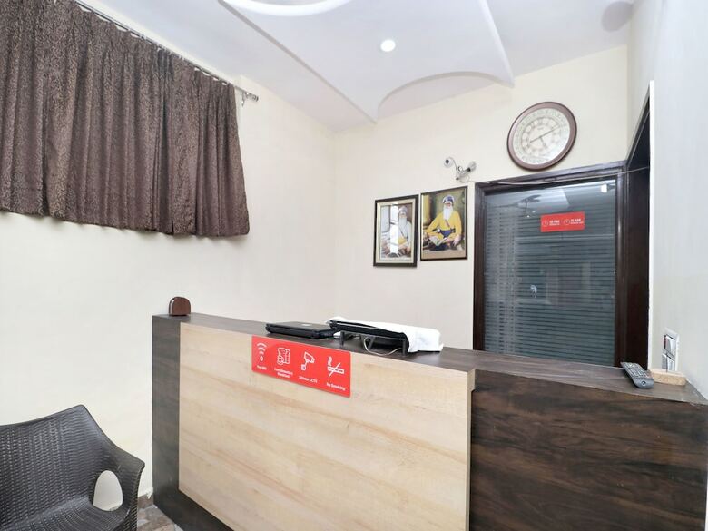 Hotel Oyo 16494 Dhunna Guest House