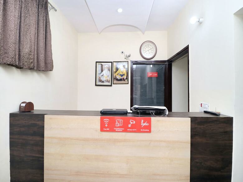 Hotel Oyo 16494 Dhunna Guest House