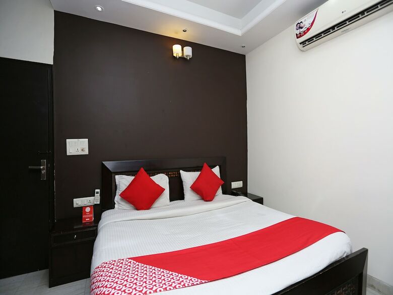 Oyo 16410 Hotel Retreet
