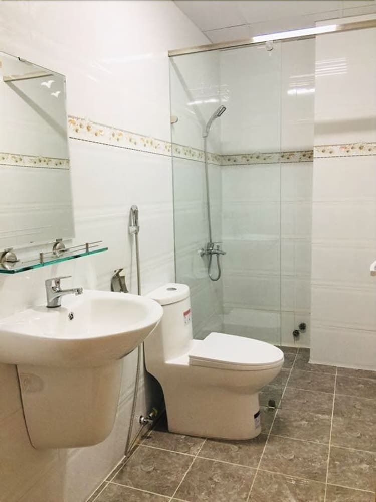 Hotel Khach San Uyen Thanh