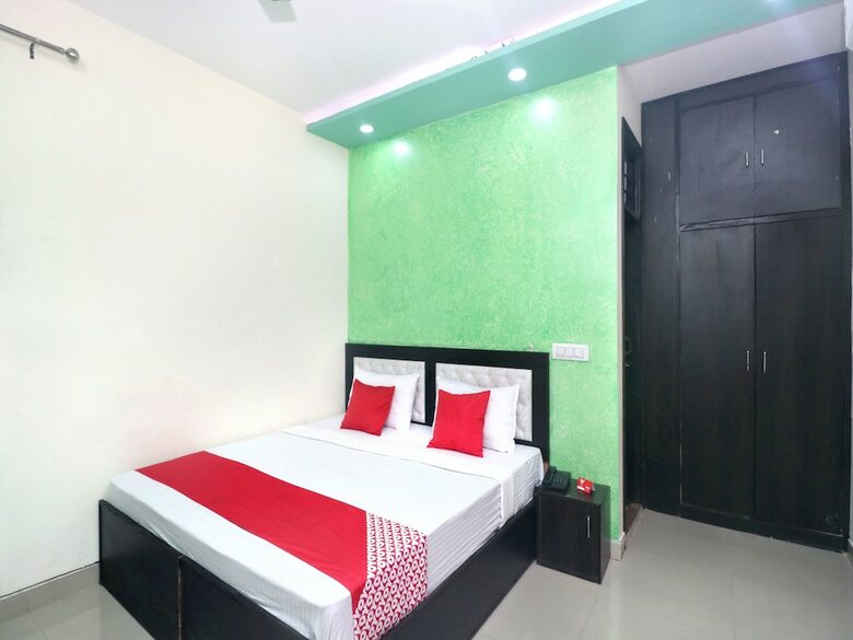 Oyo 16700 Home Exotic 2 Bhk Dream View Khanyara Road