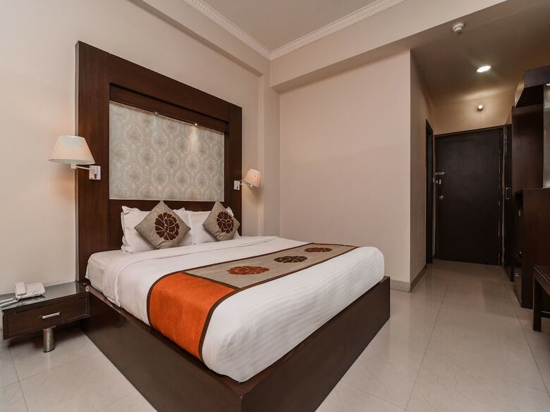 Oyo 16545 Hotel Kant
