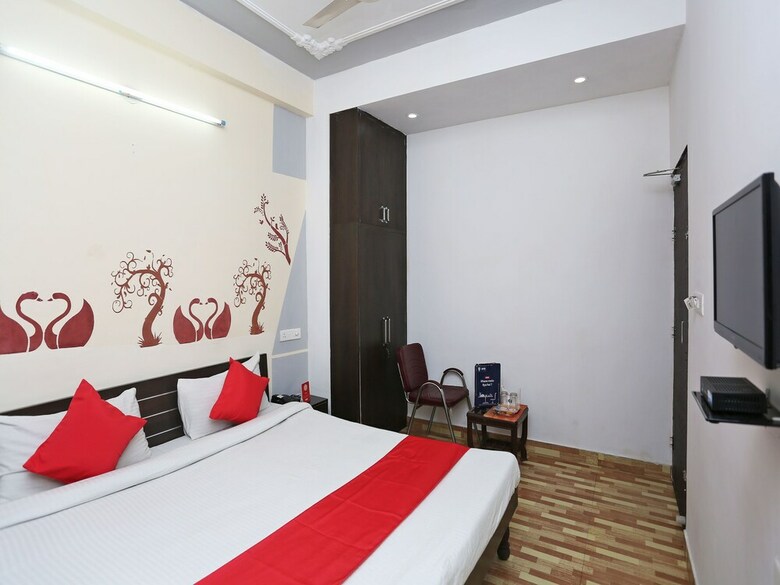 Oyo 16437 Hotel Alwar Inn