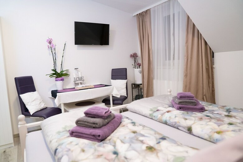 Pension & Restaurant La Amalia