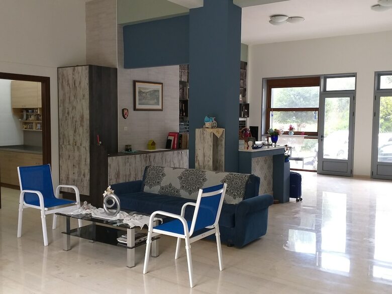 Aparthotel Alexiou Apartments Blue