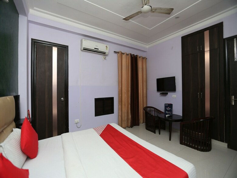 Hotel Oyo 14279 Bed Inn