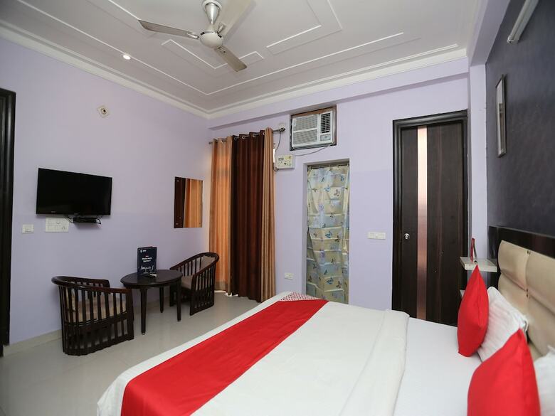 Hotel Oyo 14279 Bed Inn
